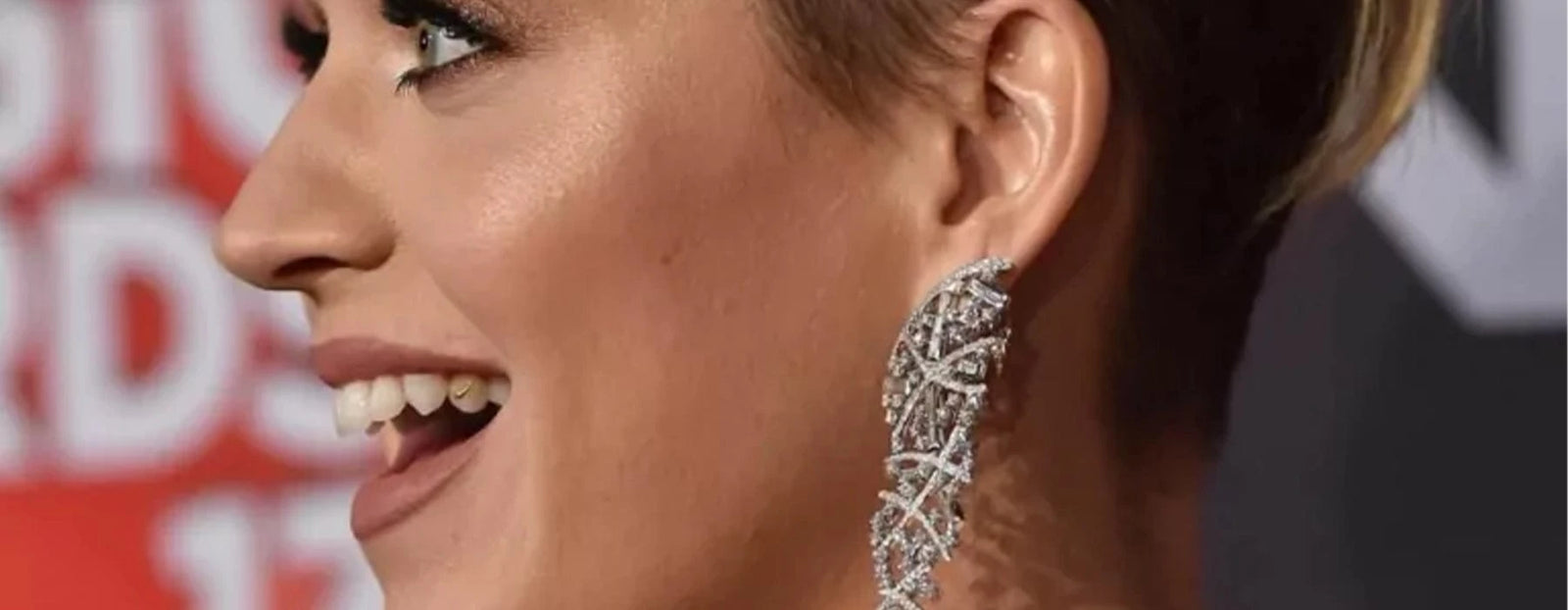 tooth gems katy perry wearing gold grillz